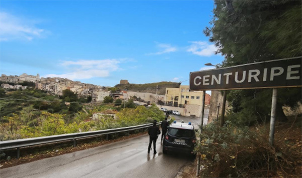 Un anno di indagini, due persone arrestate a Centuripe
